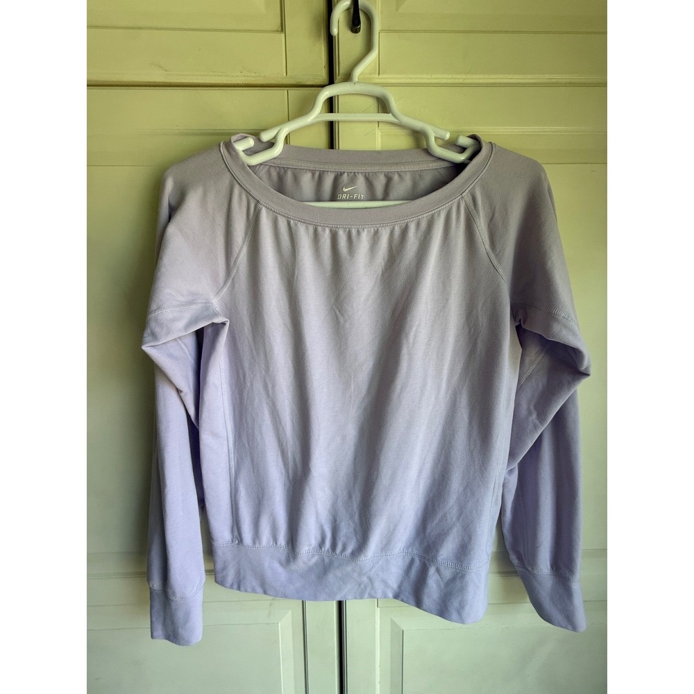 Nike Dri-FIT Womens Lavender Purple Long Sleeve Sweatshirt 532493-507‎ Small